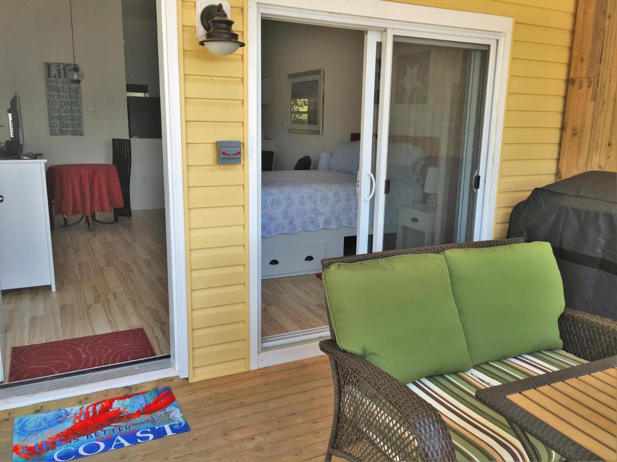 هاليفاكس Larinda'S Landing Oceanfront Cottages المظهر الخارجي الصورة