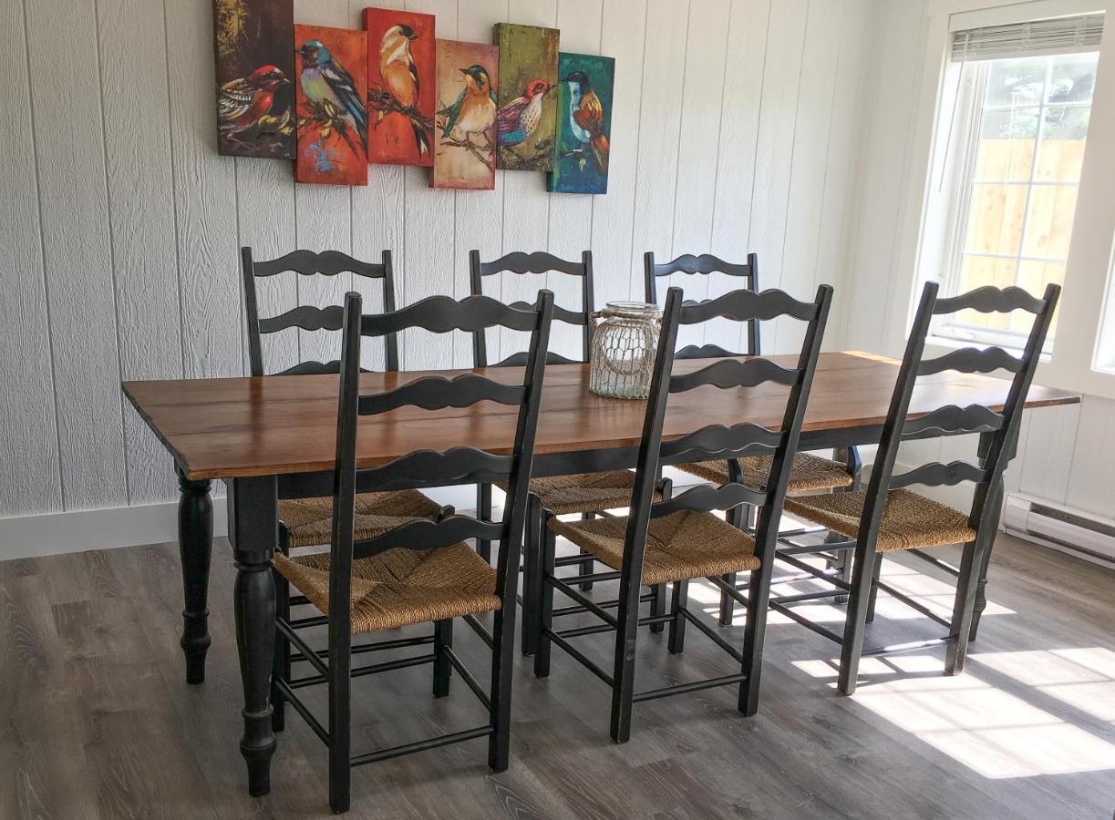 هاليفاكس Larinda'S Landing Oceanfront Cottages المظهر الخارجي الصورة